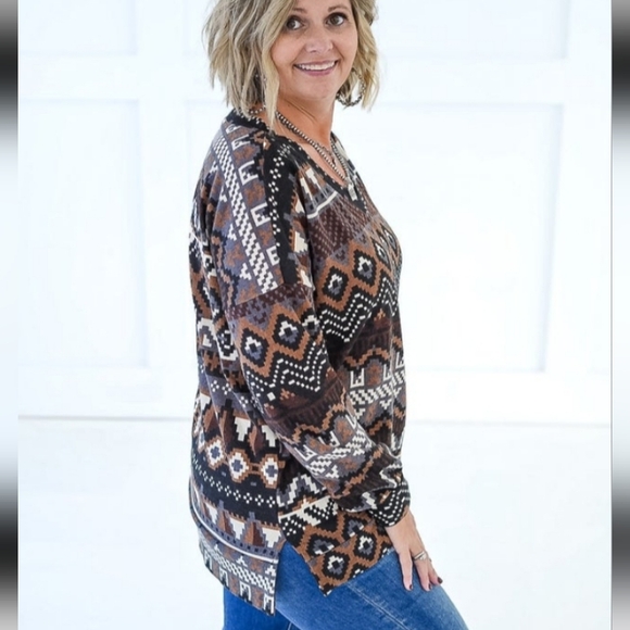 Aztec Long Sleeve Top - Picture 2 of 3